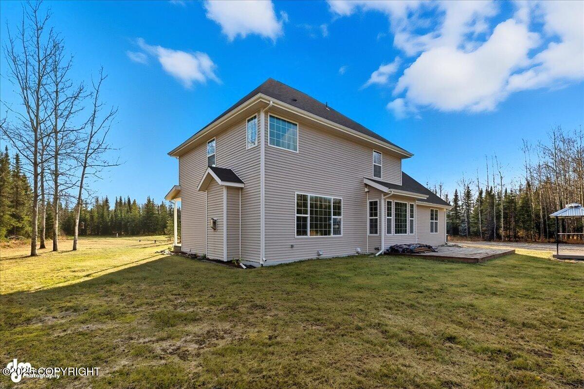 Sterling, Alaska, 99672, United States, 4 Bedrooms Bedrooms, ,3 BathroomsBathrooms,Residential,For Sale,1974036