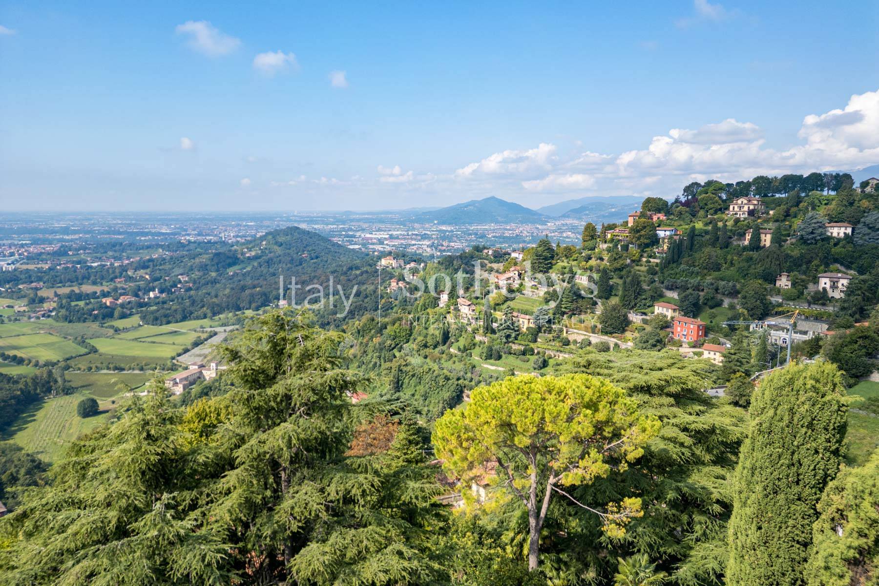  Exclusive and Rare Villa on the Hills of Bergamo - 物件實景
