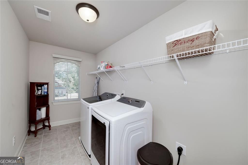 Locust Grove, Georgia, 30248, United States, 5 Bedrooms Bedrooms, ,5 BathroomsBathrooms,Residential,For Sale,1967272