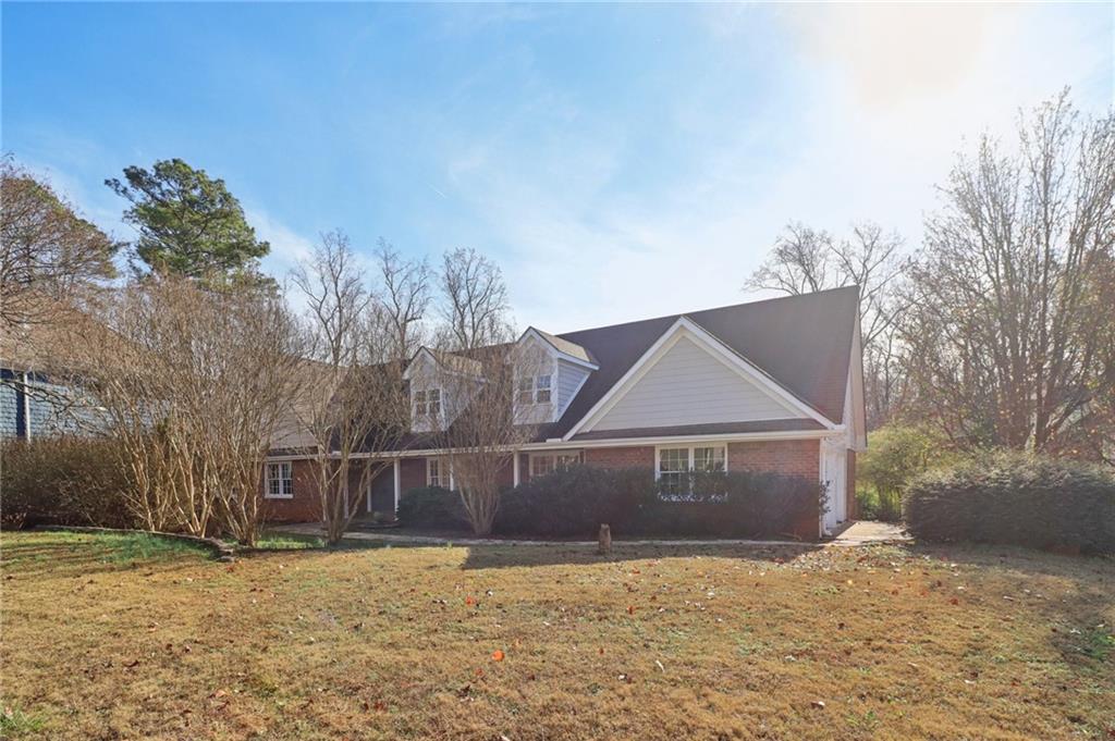 Smyrna, Georgia, 30082, United States, 6 Bedrooms Bedrooms, ,3 BathroomsBathrooms,Residential,For Sale,2002854