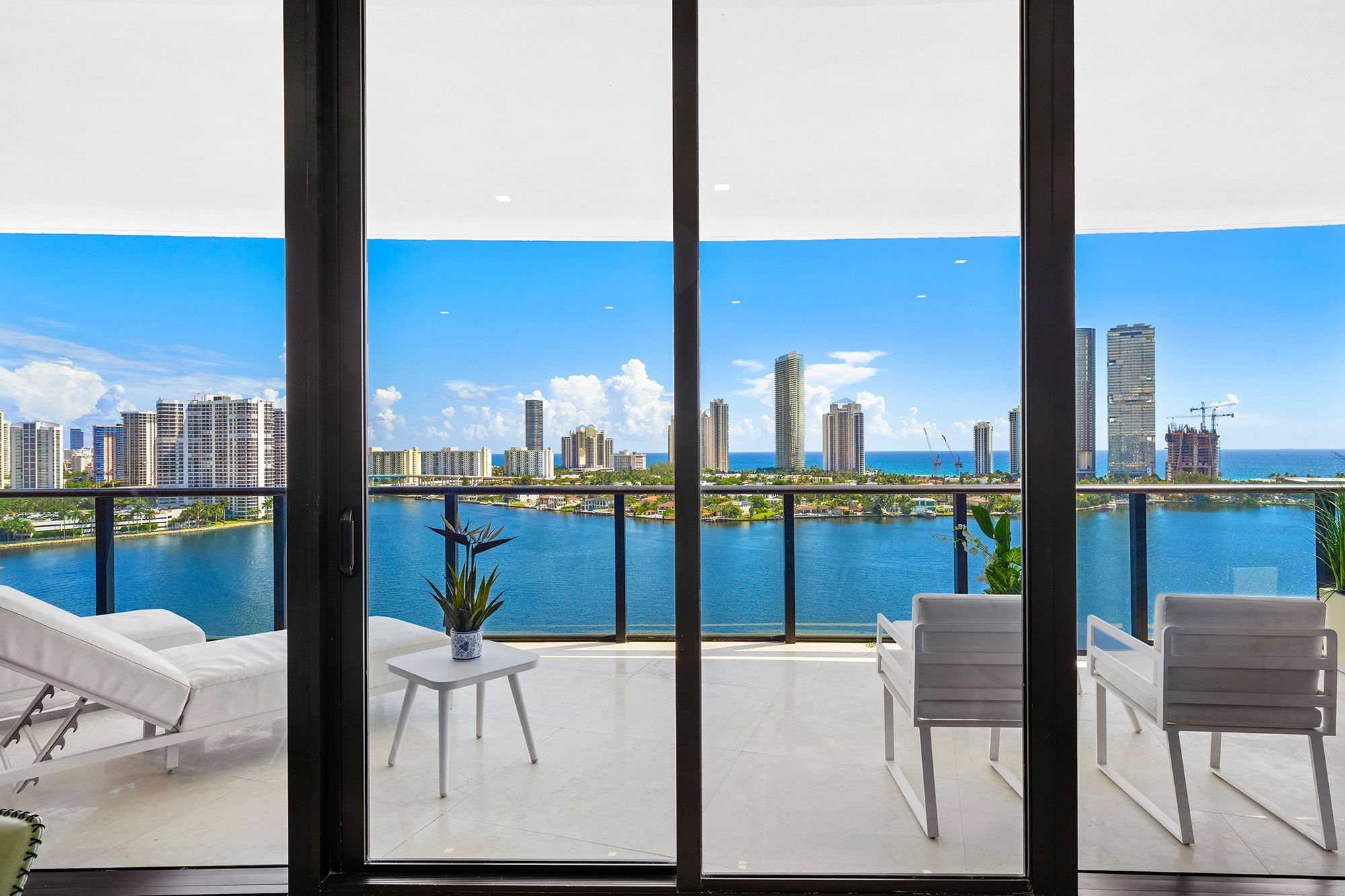  5500 Island Estates Drive, Aventura, FL, 33160 - 物件實景