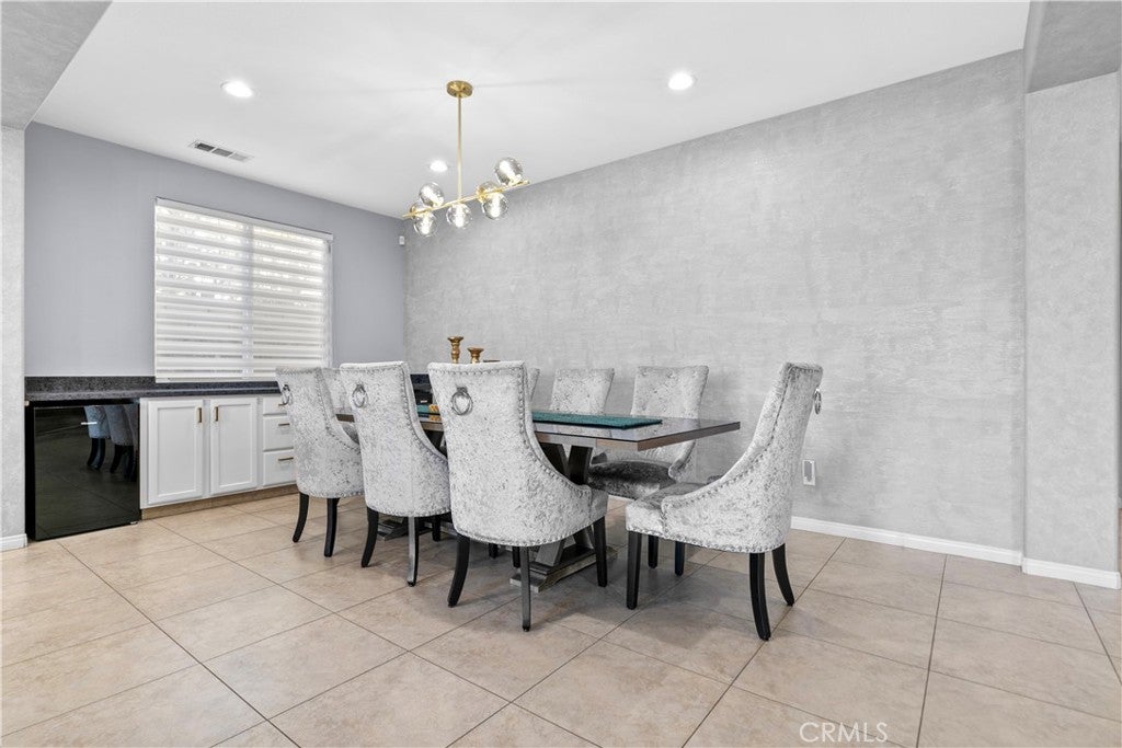 Indio, California, 92203, United States, 5 Bedrooms Bedrooms, ,3 BathroomsBathrooms,Residential,For Sale,1989302