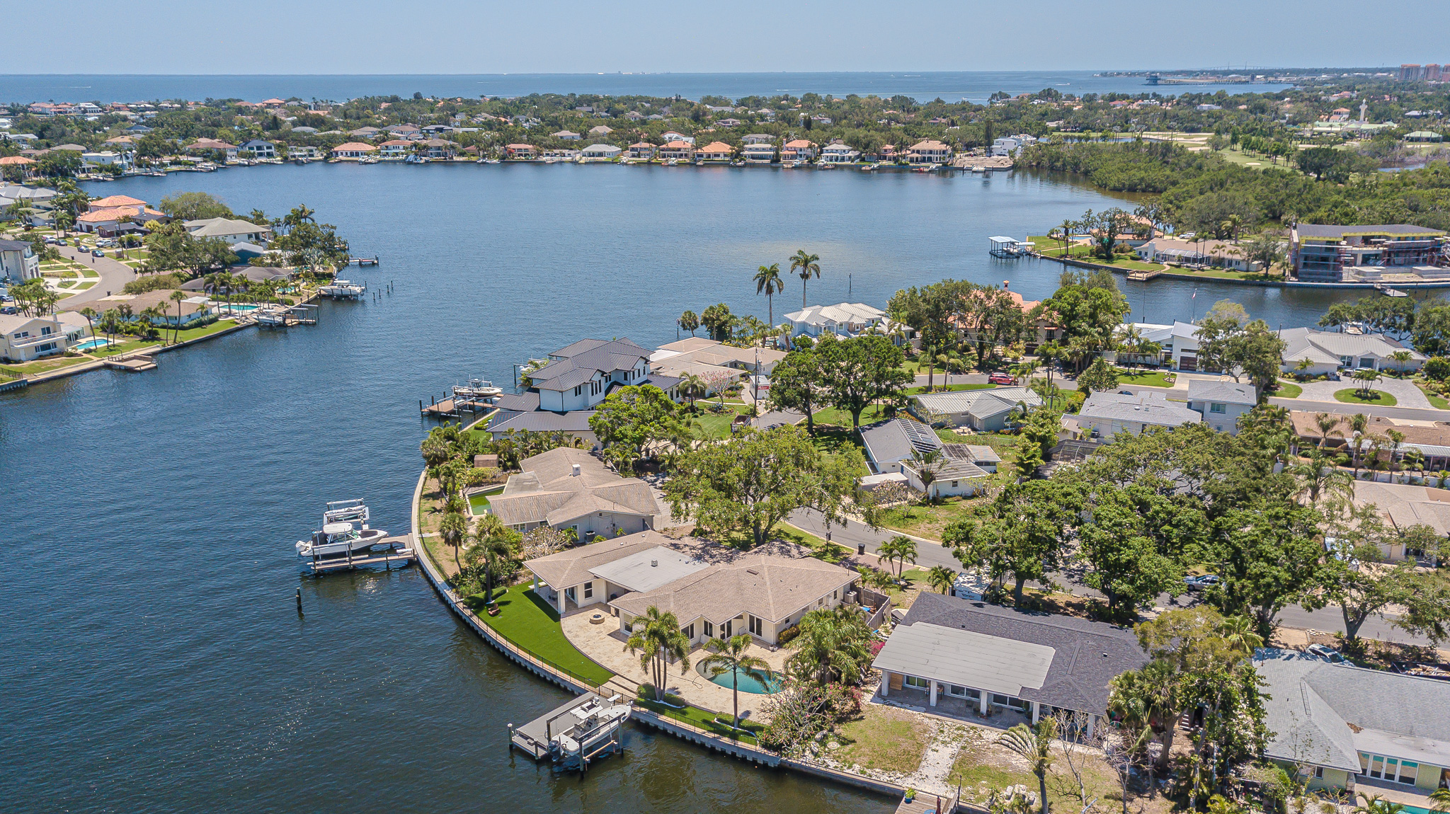 St. Petersburg, Florida, 33704, United States, 4 Bedrooms Bedrooms, ,3 BathroomsBathrooms,Residential,For Sale,1979413