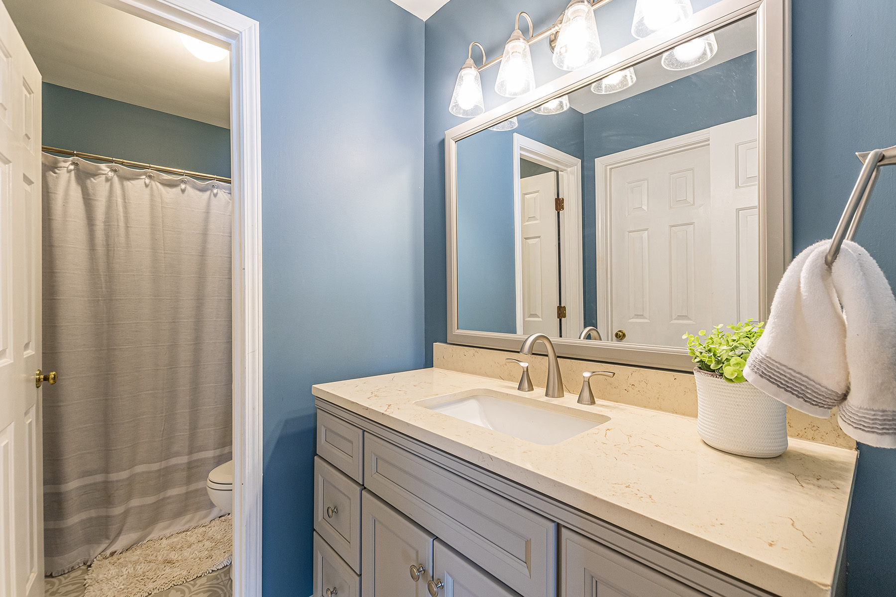  Beautifully Renovated Home in a Desirable Conyers Neighborhood - 物件實景