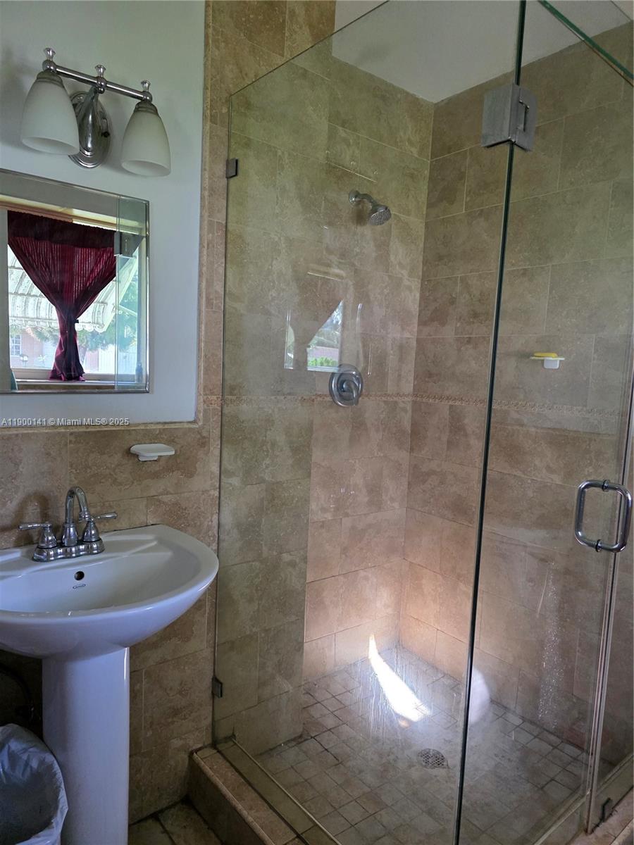 Miami, Florida, 33167, United States, 4 Bedrooms Bedrooms, ,2 BathroomsBathrooms,Residential,For Sale,1967493