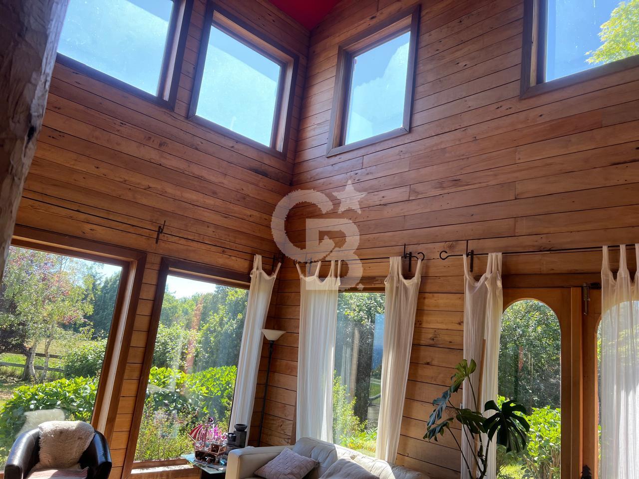 Puerto Varas, Chile, 4 Bedrooms Bedrooms, ,3 BathroomsBathrooms,Residential,For Sale,1993186