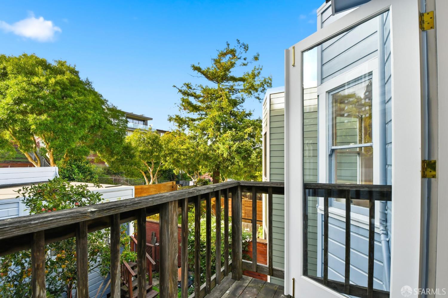 San Francisco, California, 94115, United States, 3 Bedrooms Bedrooms, ,1 BathroomBathrooms,Residential,For Sale,1992126