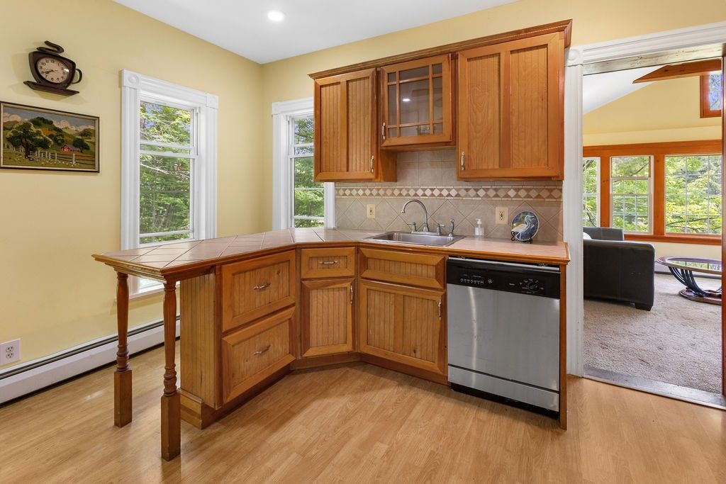 Stamford, New York, 13786, United States, 5 Bedrooms Bedrooms, ,2 BathroomsBathrooms,Residential,For Sale,1925554