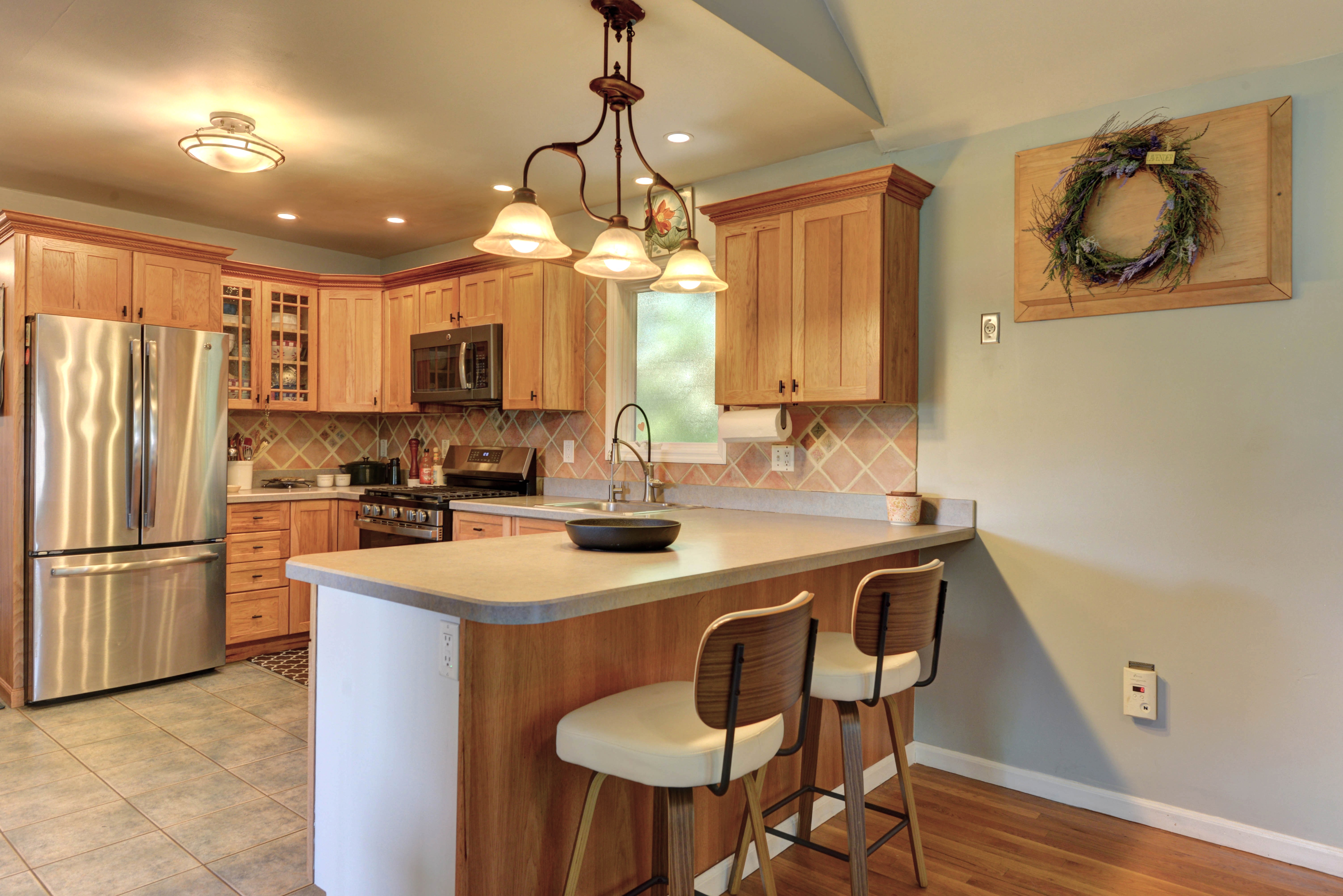 Mahwah, New Jersey, 07430, United States, 4 Bedrooms Bedrooms, ,2 BathroomsBathrooms,Residential,For Sale,1931403