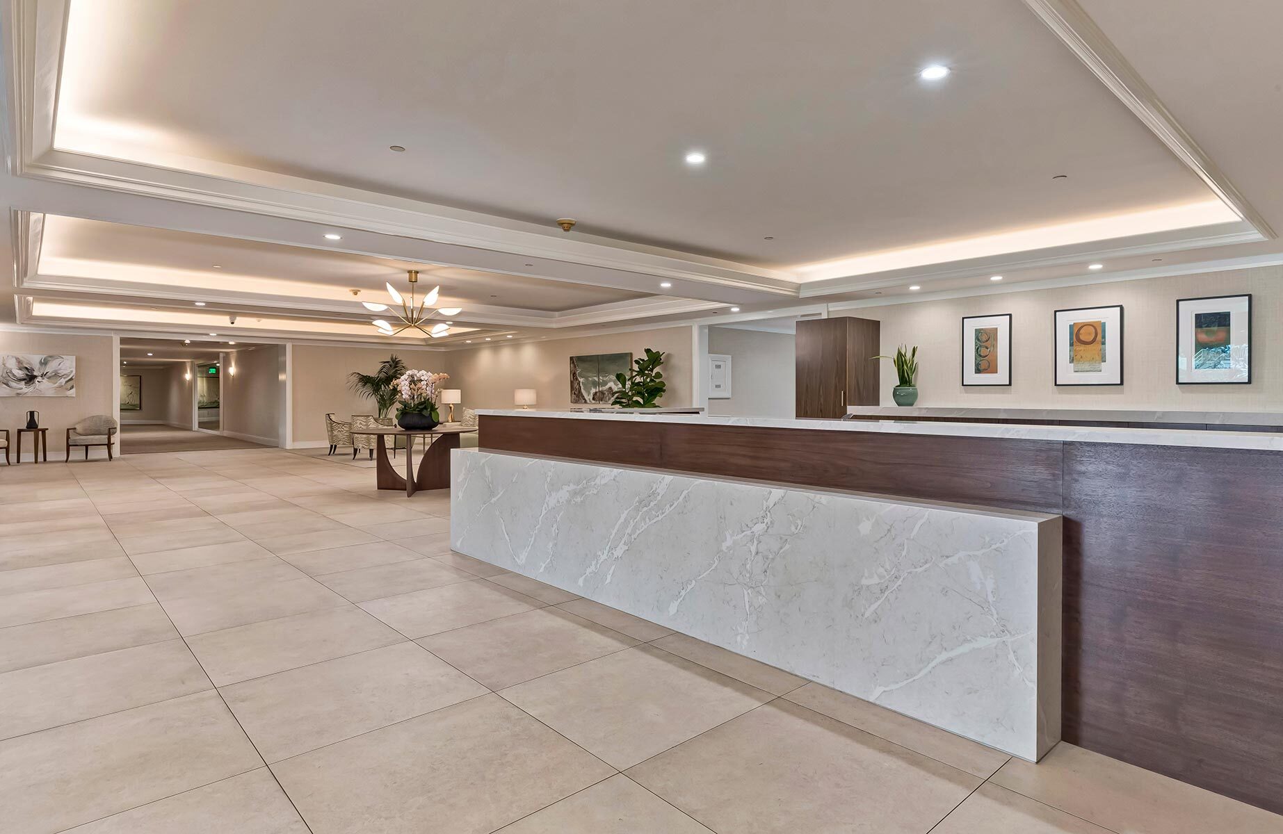  300 North Swall Drive - 物件實景