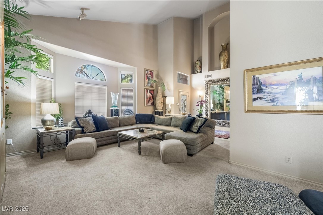 Las Vegas, Nevada, 89121, United States, 3 Bedrooms Bedrooms, ,3 BathroomsBathrooms,Residential,For Sale,1988957