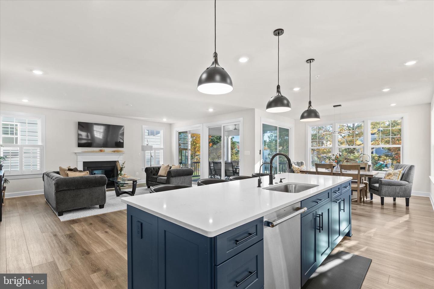 Berlin, Maryland, 21811, United States, 5 Bedrooms Bedrooms, ,4 BathroomsBathrooms,Residential,For Sale,1989737