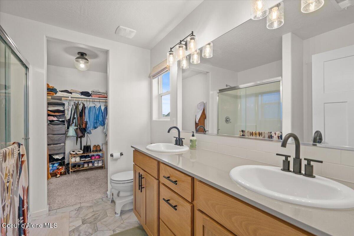 Hayden, Idaho, 83835, United States, 3 Bedrooms Bedrooms, ,2 BathroomsBathrooms,Residential,For Sale,1990456