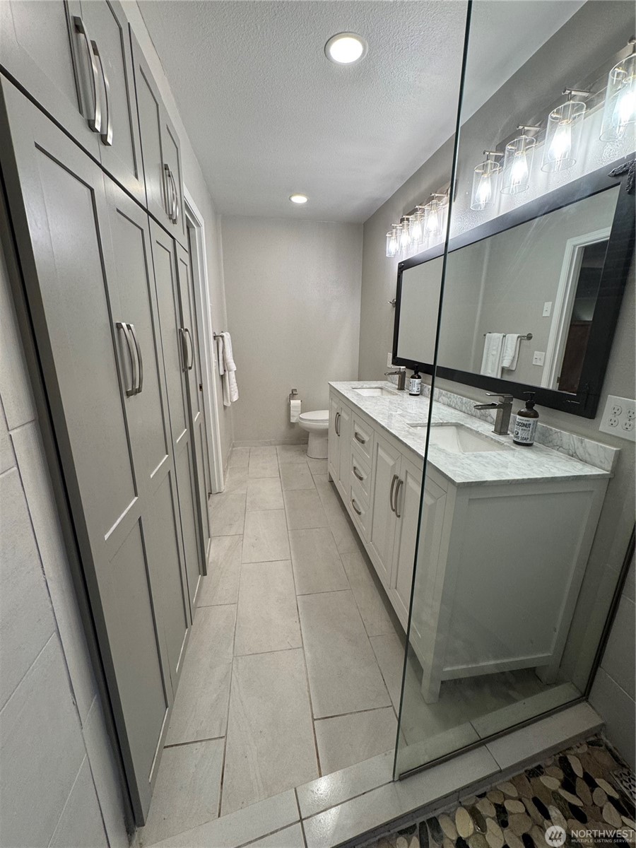 Long Beach, Washington, 98631, United States, 3 Bedrooms Bedrooms, ,2 BathroomsBathrooms,Residential,For Sale,1895276