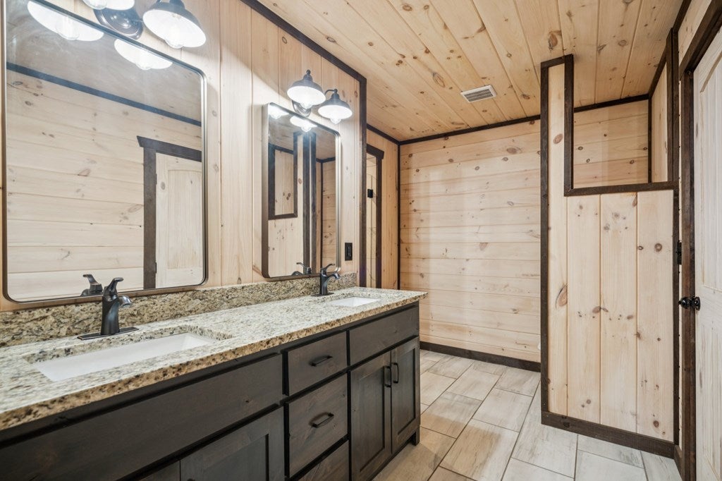 Morganton, Georgia, 30560, United States, 4 Bedrooms Bedrooms, ,3 BathroomsBathrooms,Residential,For Sale,1929478
