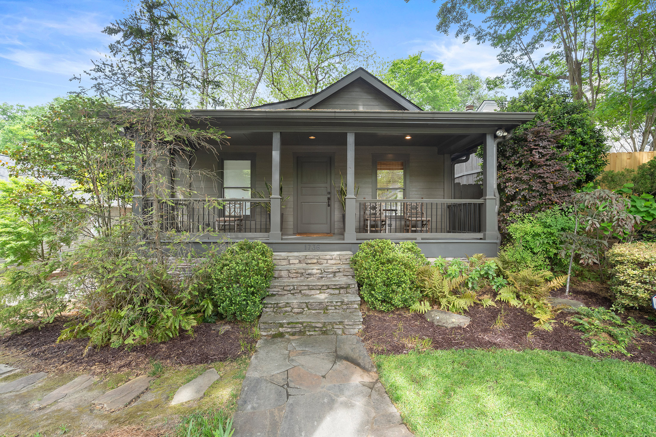  Charming Renovated 1935 Cottage in the Sought-After Underwood Hills Neighborhood - 物件實景