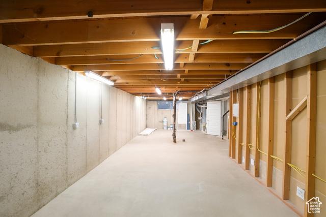 Murray, Utah, 84107, United States, 2 Bedrooms Bedrooms, ,2 BathroomsBathrooms,Residential,For Sale,1976444