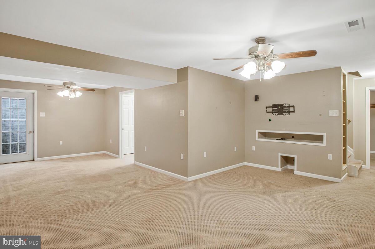 Port Republic, Maryland, 20676, United States, 5 Bedrooms Bedrooms, ,4 BathroomsBathrooms,Residential,For Sale,2005879