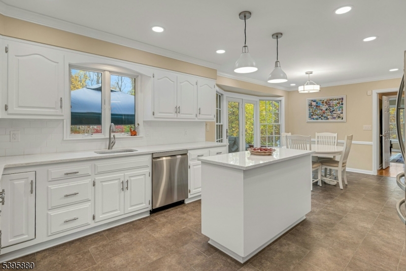 Morris Twp., New Jersey, 07960, United States, 4 Bedrooms Bedrooms, ,4 BathroomsBathrooms,Residential,For Sale,1989461