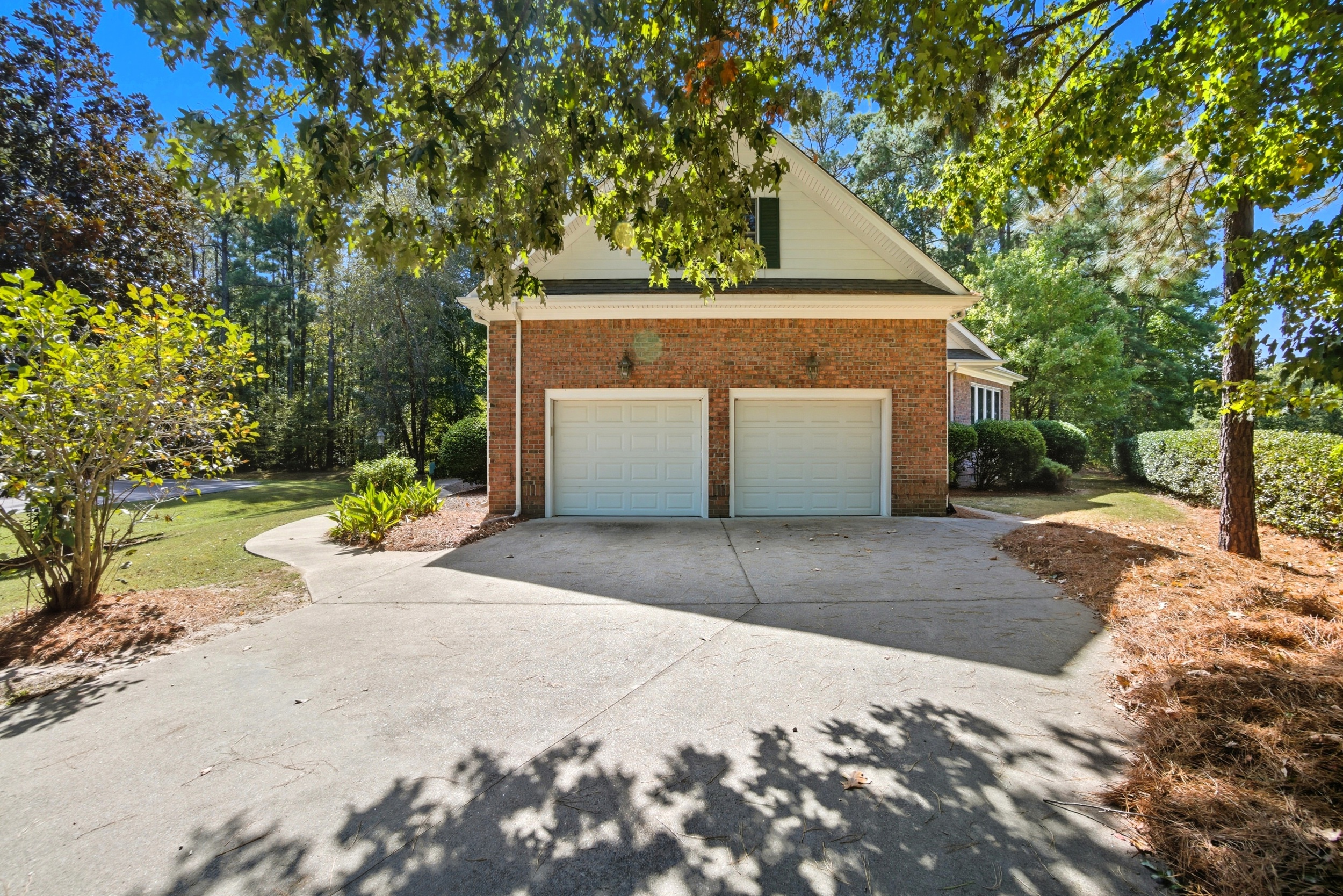  CUSTOM HOME OVERLOOKING SECOND HOLE GREEN - 物件實景