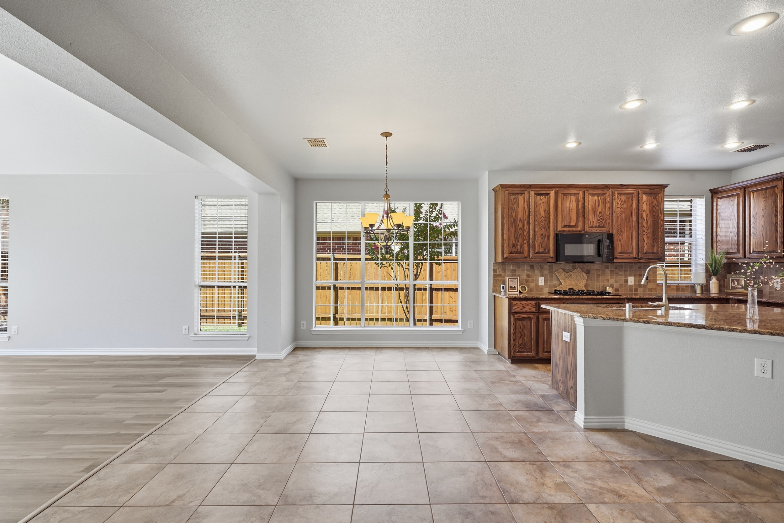  6811 Bendbrook Drive, Frisco, TX, 75035 - 物件實景