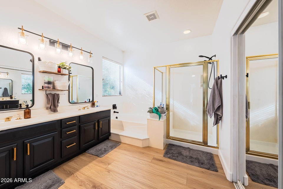 Peoria, Arizona, 85382, United States, 5 Bedrooms Bedrooms, ,Residential,For Sale,2008574