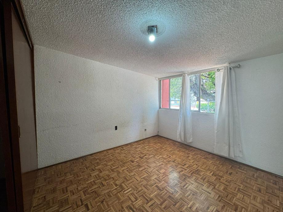 Tlalnepantla de Baz, Estado de méxico, 54050, Mexico, 3 Bedrooms Bedrooms, ,1 BathroomBathrooms,Residential,For Sale,1941924