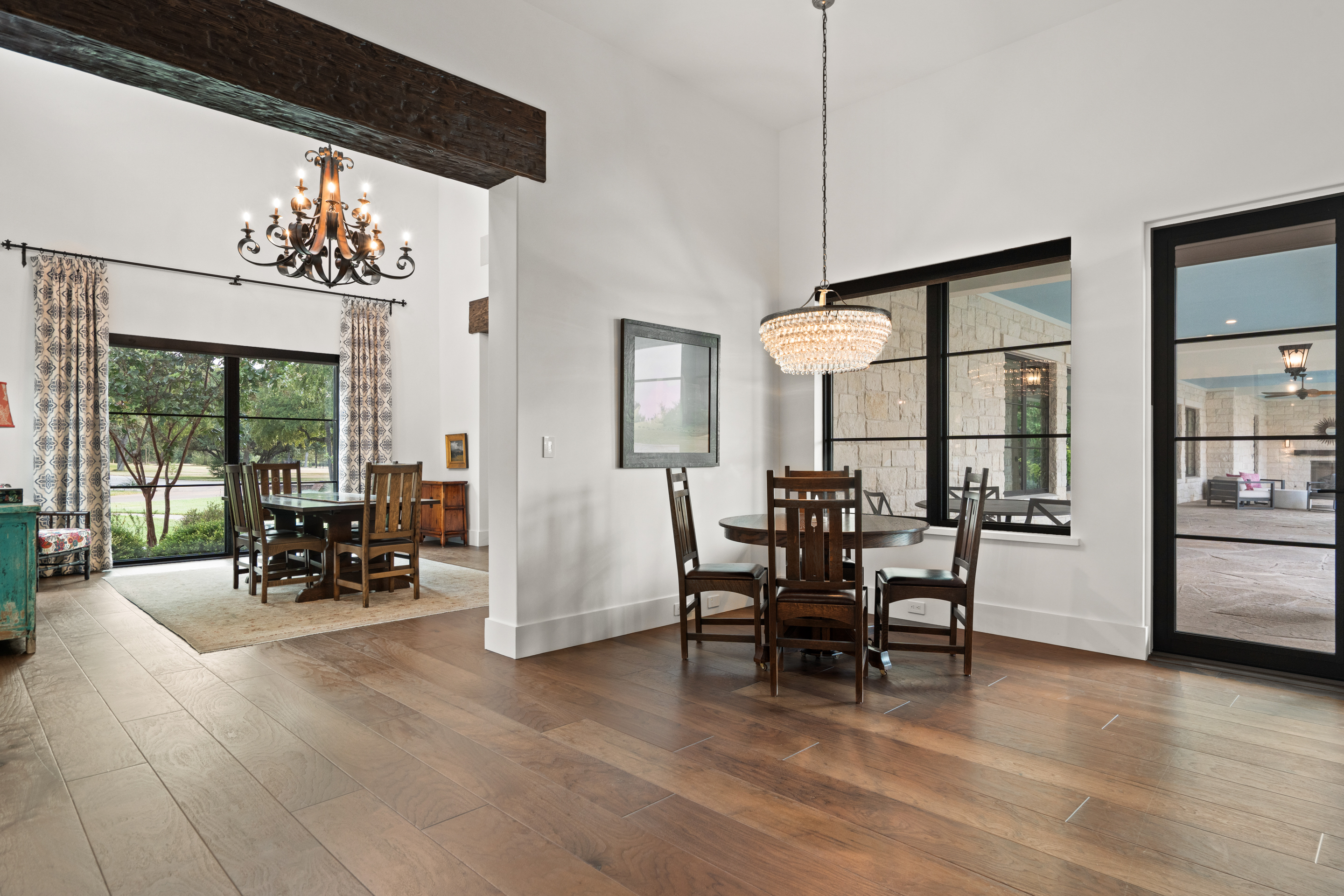  Rare Expression of Refined Hill Country Living - 物件實景