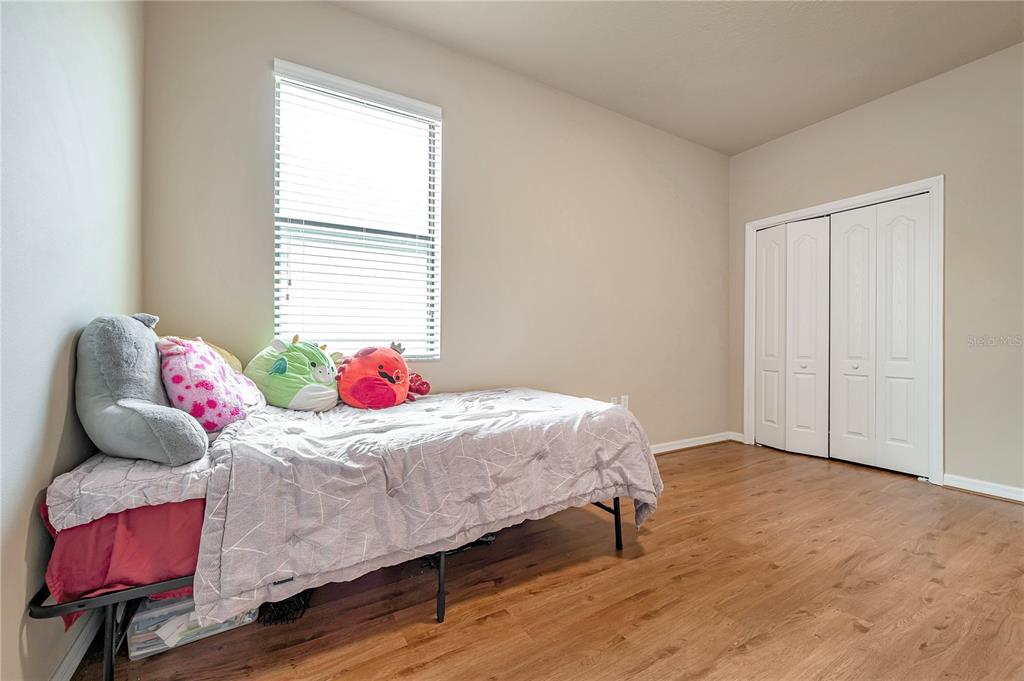 Wesley Chapel, Florida, 33545, United States, 5 Bedrooms Bedrooms, ,3 BathroomsBathrooms,Residential,For Sale,1941692