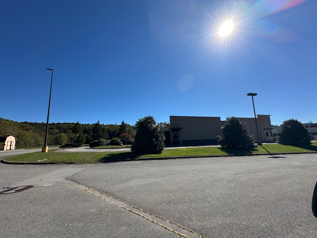 Jonesville, Virginia, 24263, United States, ,2 BathroomsBathrooms,Residential,For Sale,1976438