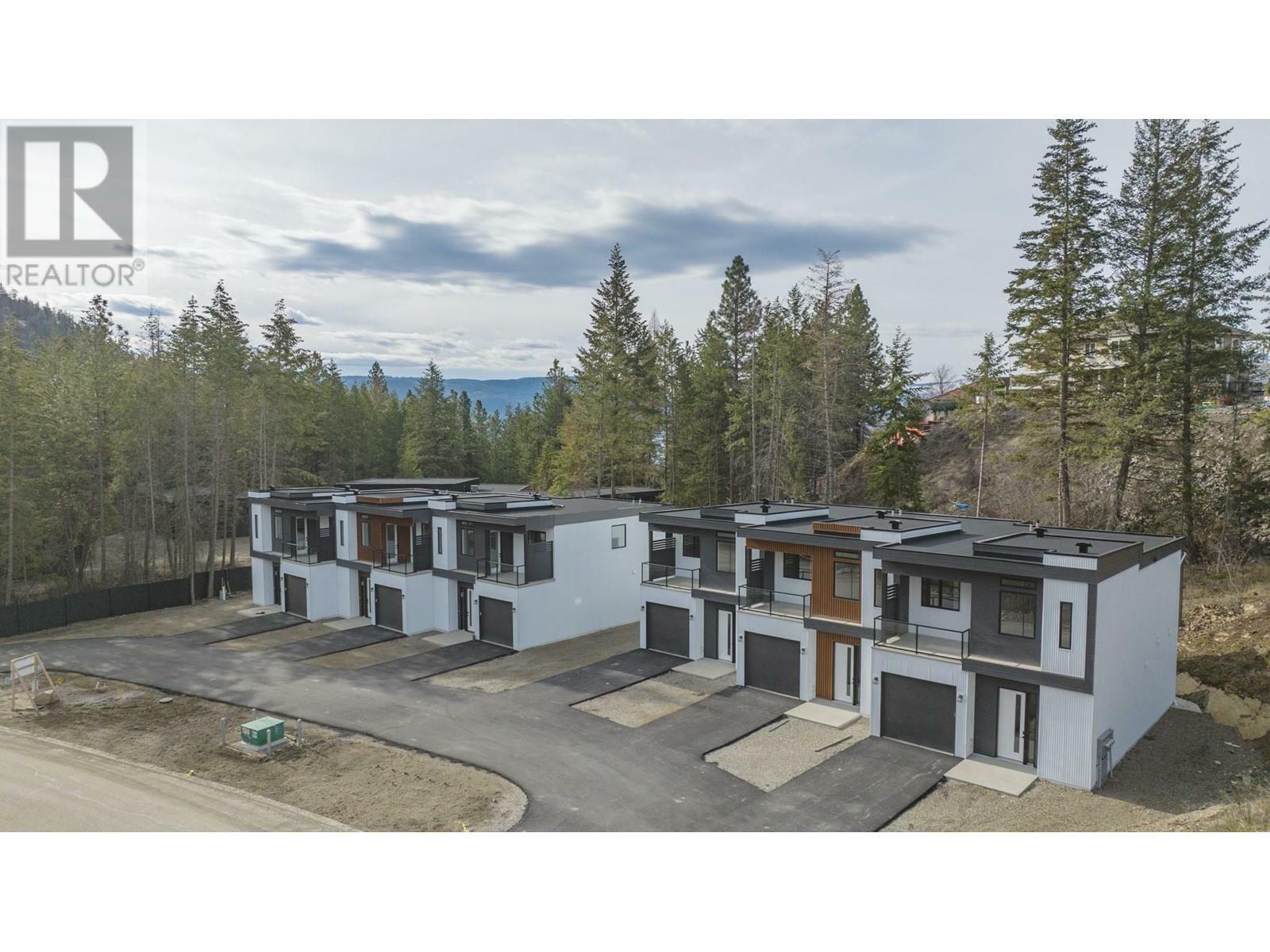 VERNON, British Columbia, V1H 1E2, CA, 3 Bedrooms Bedrooms, ,2 BathroomsBathrooms,Residential,For Sale,1836686