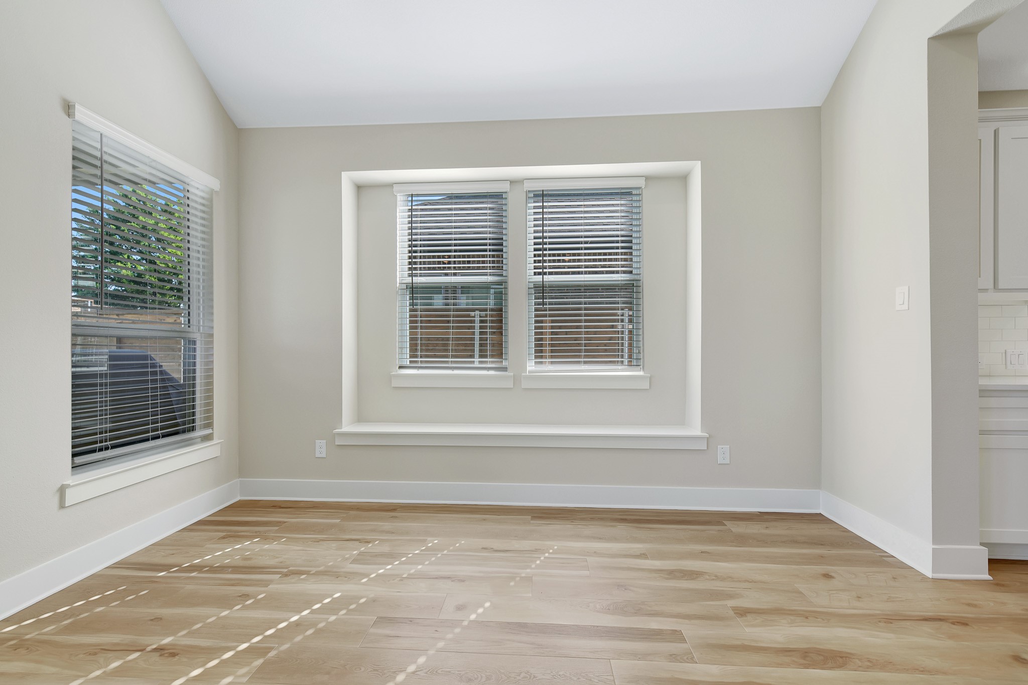 Mesquite, Texas, 75181, United States, 4 Bedrooms Bedrooms, ,3 BathroomsBathrooms,Residential,For Sale,1962301