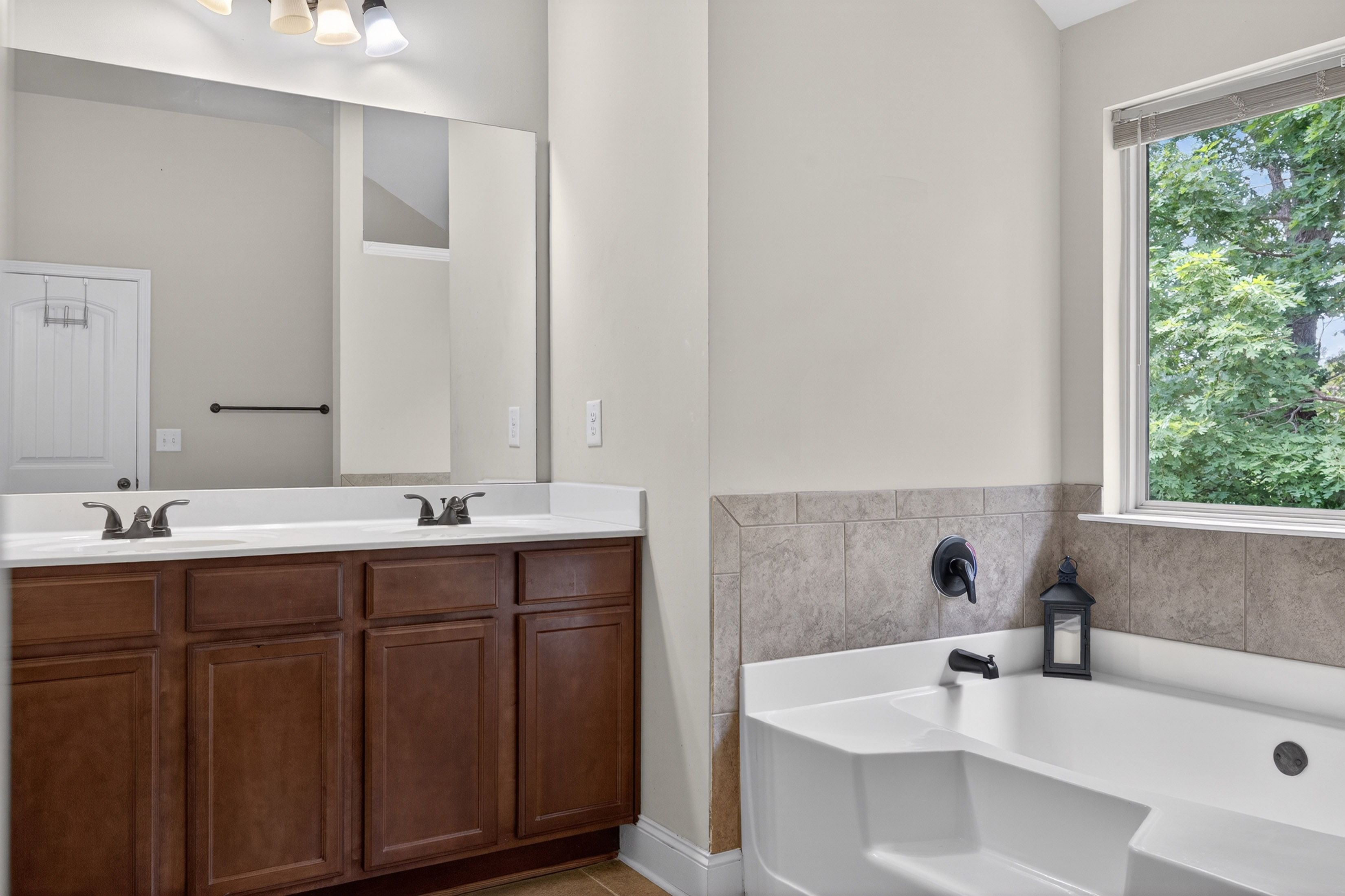  Beautifully Maintained Home in Sought-after Decatur Community - 物件實景