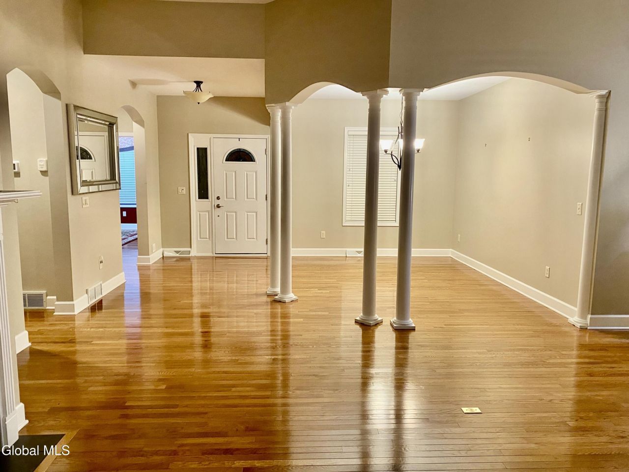 Altamont, New York, 12009, United States, 3 Bedrooms Bedrooms, ,3 BathroomsBathrooms,Residential,For Sale,1988112