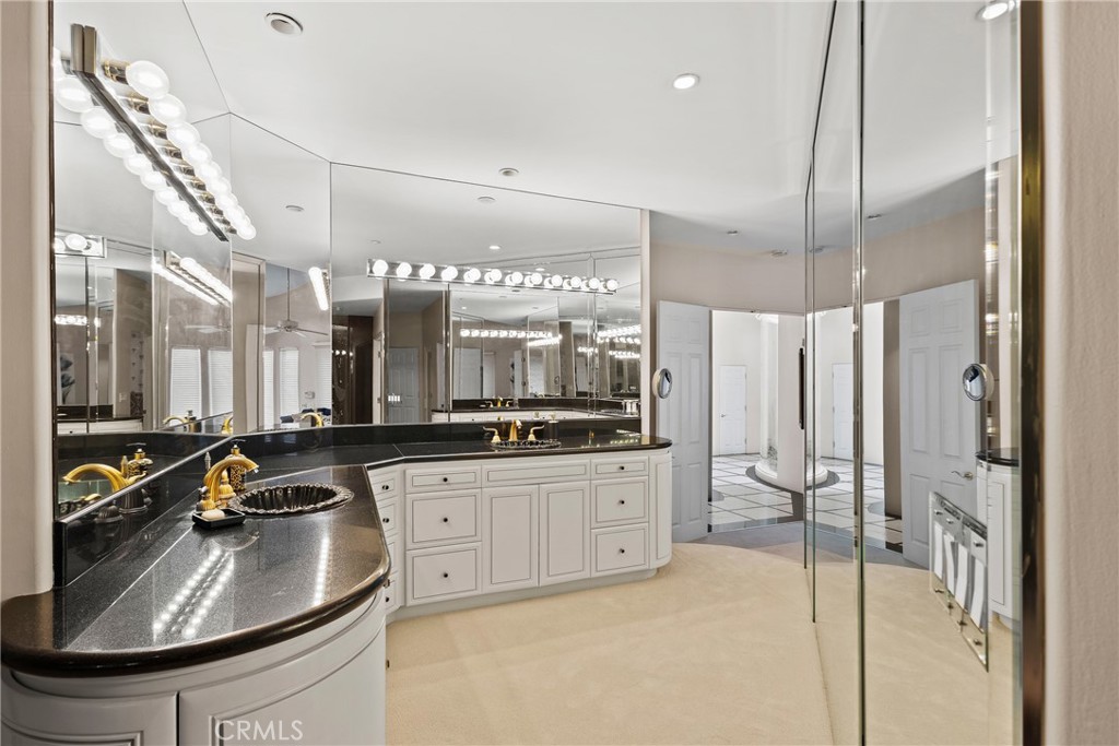 Claremont, California, 91711, United States, 4 Bedrooms Bedrooms, ,6 BathroomsBathrooms,Residential,For Sale,1893668