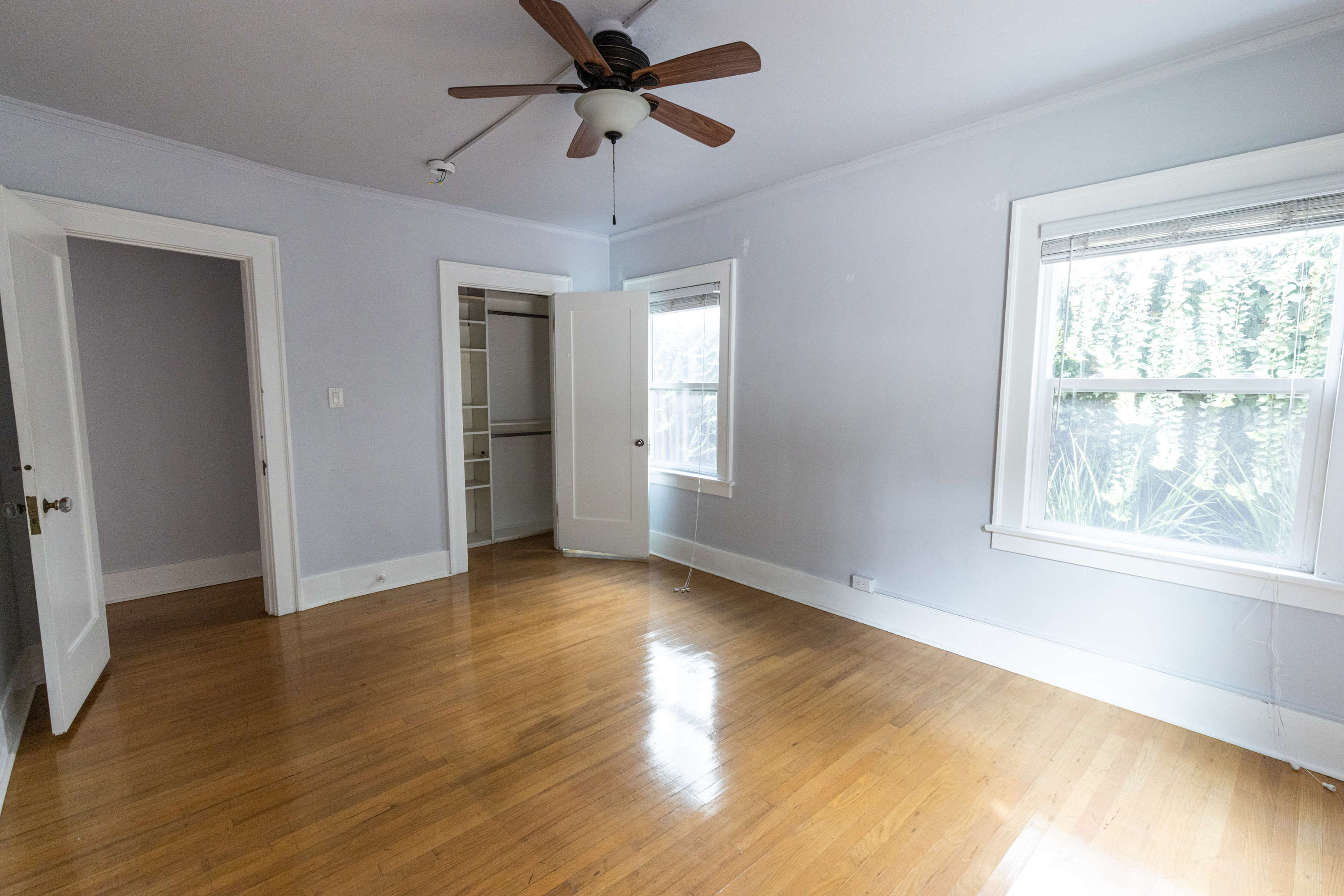 Los Angeles, California, 90019, United States, 8 Bedrooms Bedrooms, ,4 BathroomsBathrooms,Residential,For Sale,1974738