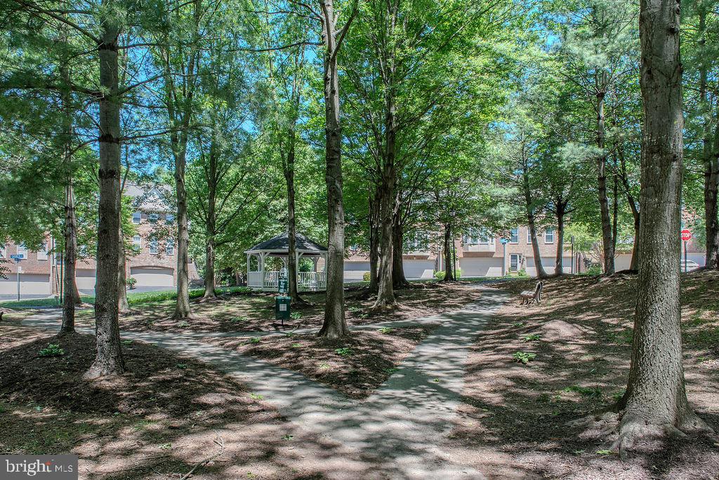 Fairfax, Virginia, 22033, United States, 3 Bedrooms Bedrooms, ,4 BathroomsBathrooms,Residential,For Sale,2048066