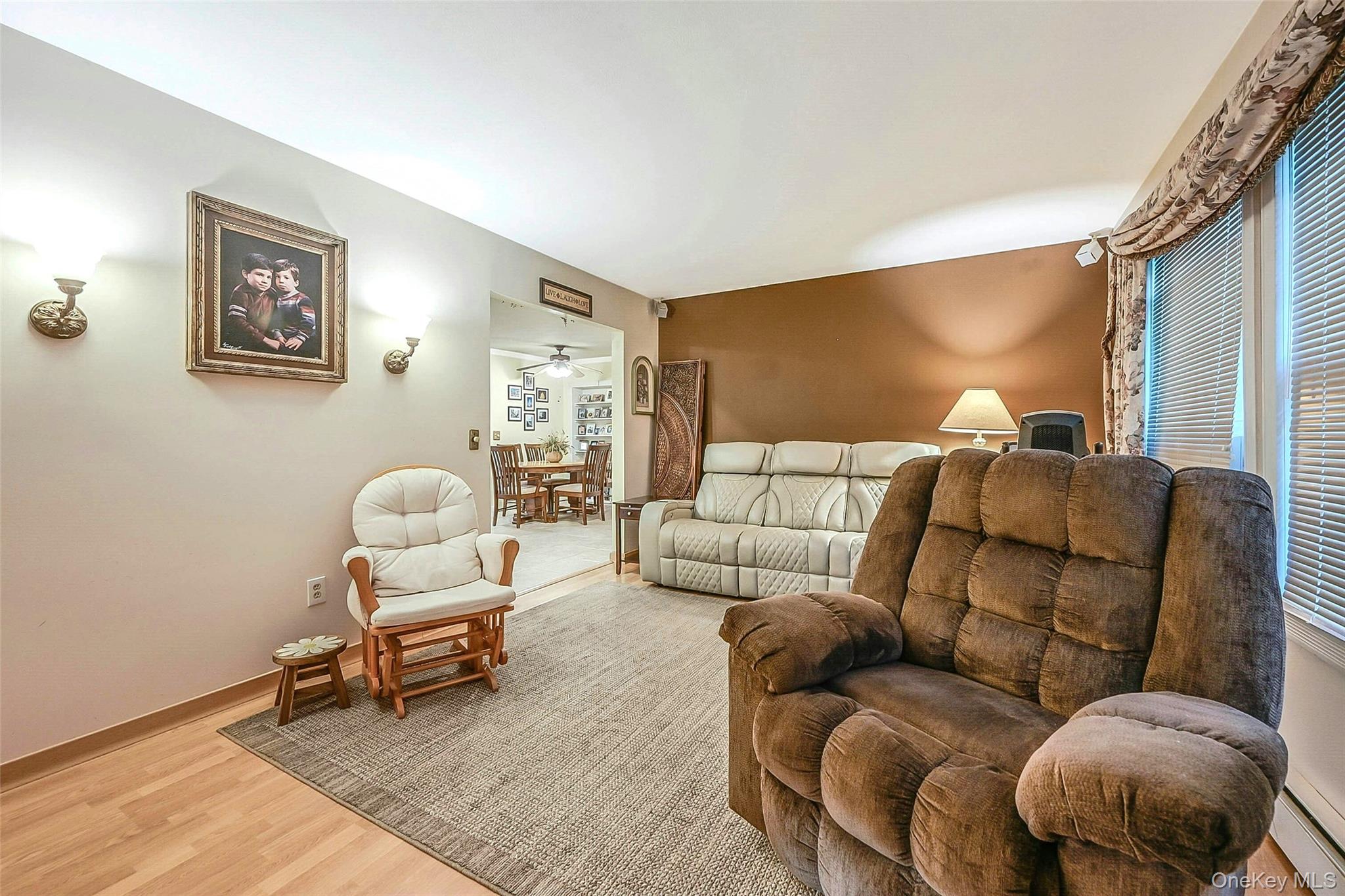 Sound Beach, New York, 11789, United States, 4 Bedrooms Bedrooms, ,2 BathroomsBathrooms,Residential,For Sale,1994513