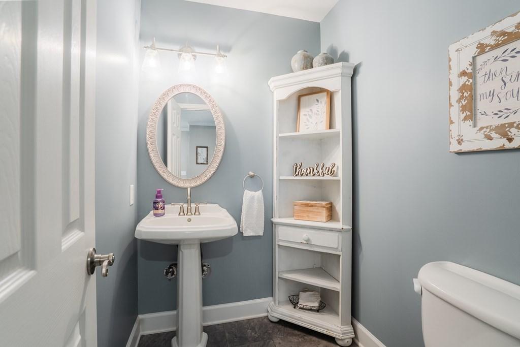 CHATSWORTH, Georgia, 30705, United States, 3 Bedrooms Bedrooms, ,3 BathroomsBathrooms,Residential,For Sale,1965219