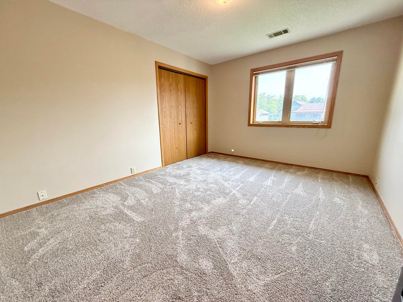 Brookings, South Dakota, 57006, United States, 6 Bedrooms Bedrooms, ,4 BathroomsBathrooms,Residential,For Sale,1909247