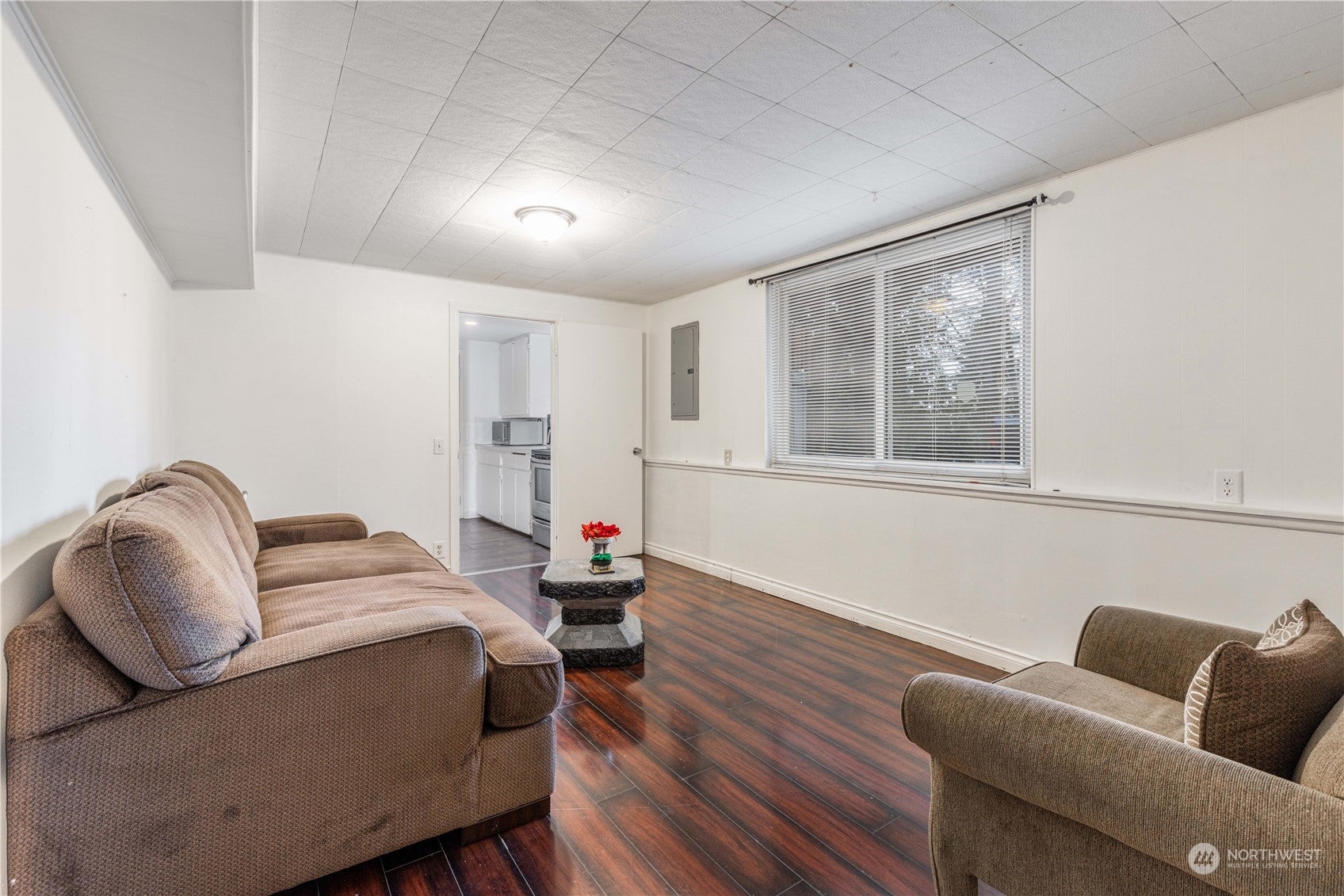 Tukwila, Washington, 98188, United States, 5 Bedrooms Bedrooms, ,2 BathroomsBathrooms,Residential,For Sale,1935805