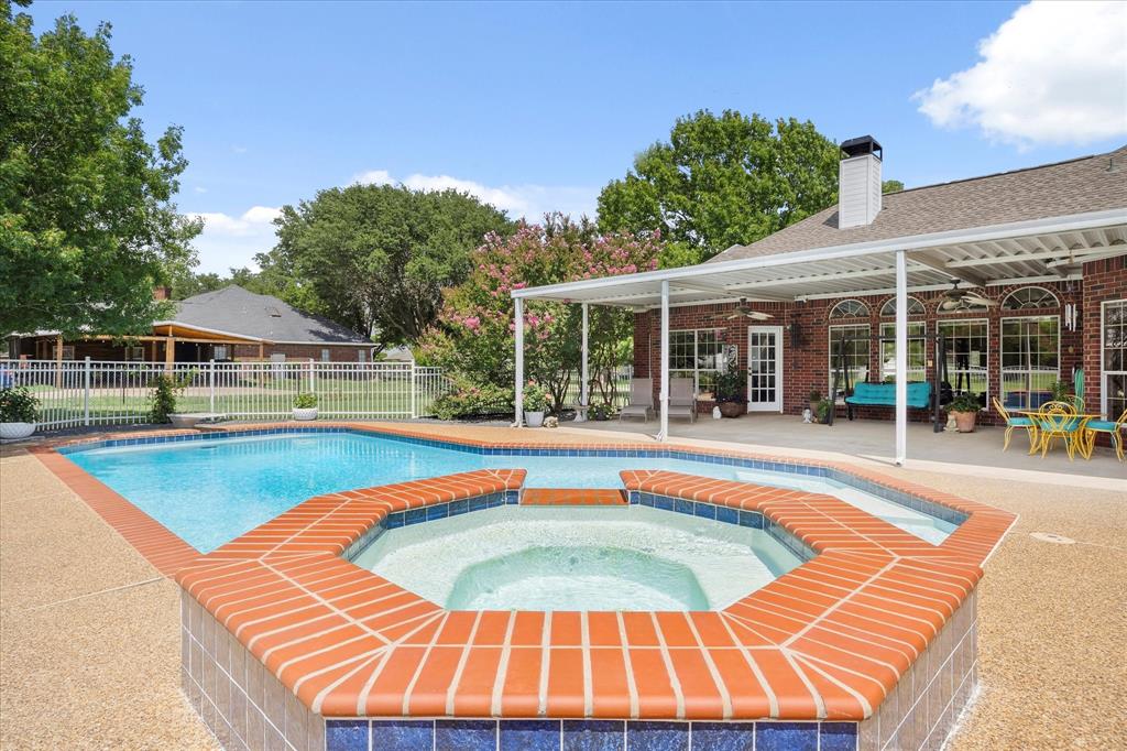 Forney, Texas, 75126, United States, 4 Bedrooms Bedrooms, ,3 BathroomsBathrooms,Residential,For Sale,1895452