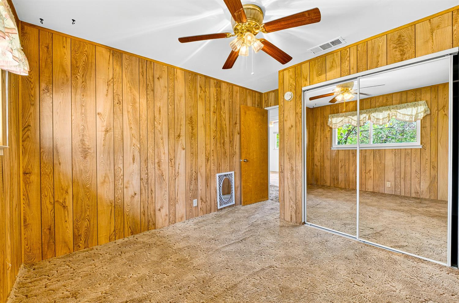 Colfax, California, 95713, United States, 3 Bedrooms Bedrooms, ,2 BathroomsBathrooms,Residential,For Sale,1987014