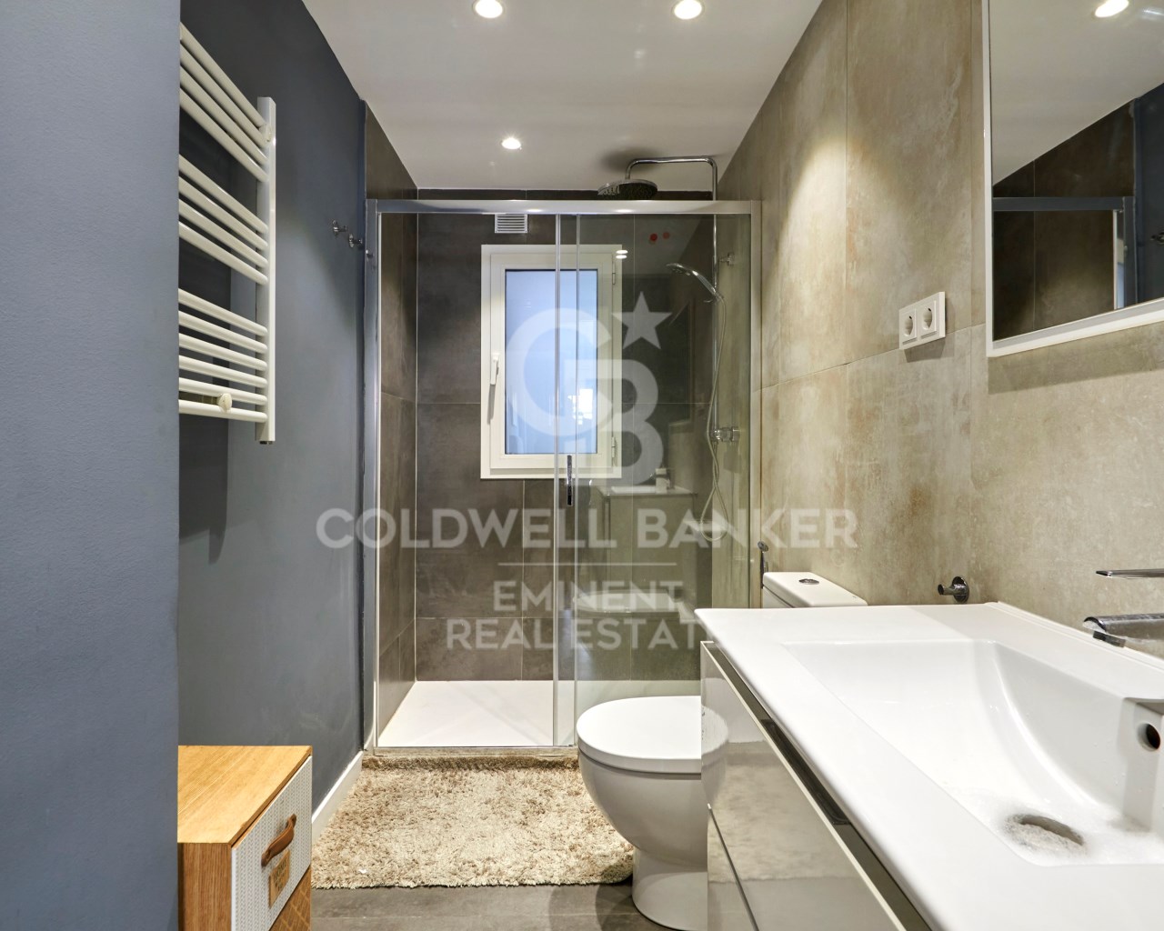 Barcelona, Catalonia, ES, 3 Bedrooms Bedrooms, ,2 BathroomsBathrooms,Residential,For Sale,1951074