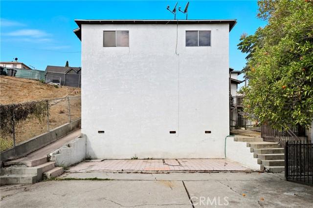 County - Los Angeles, California, 90063, United States, 4 Bedrooms Bedrooms, ,2 BathroomsBathrooms,Residential,For Sale,1984110