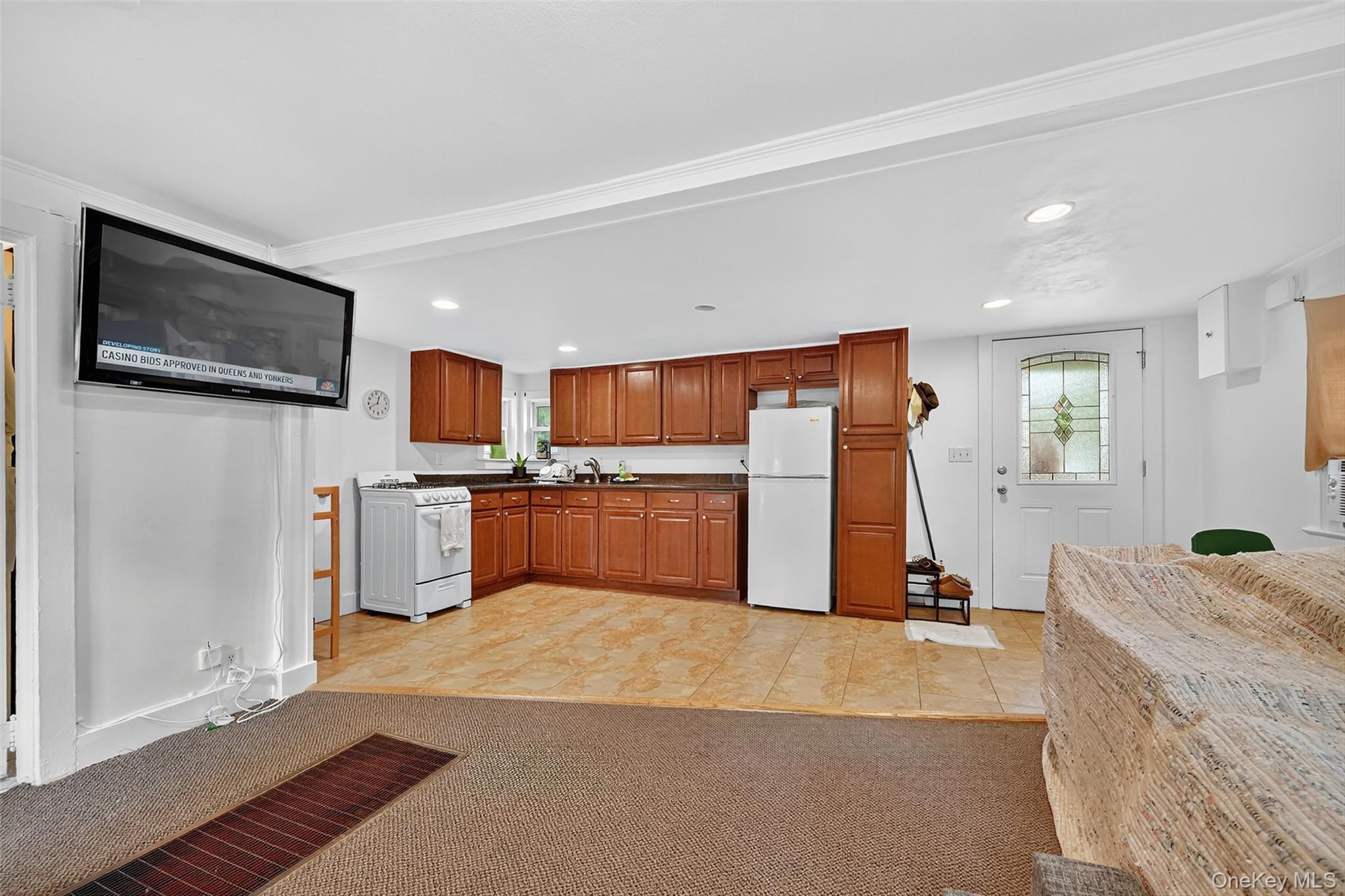 Monsey, New York, 10952, United States, 5 Bedrooms Bedrooms, ,4 BathroomsBathrooms,Residential,For Sale,1981172