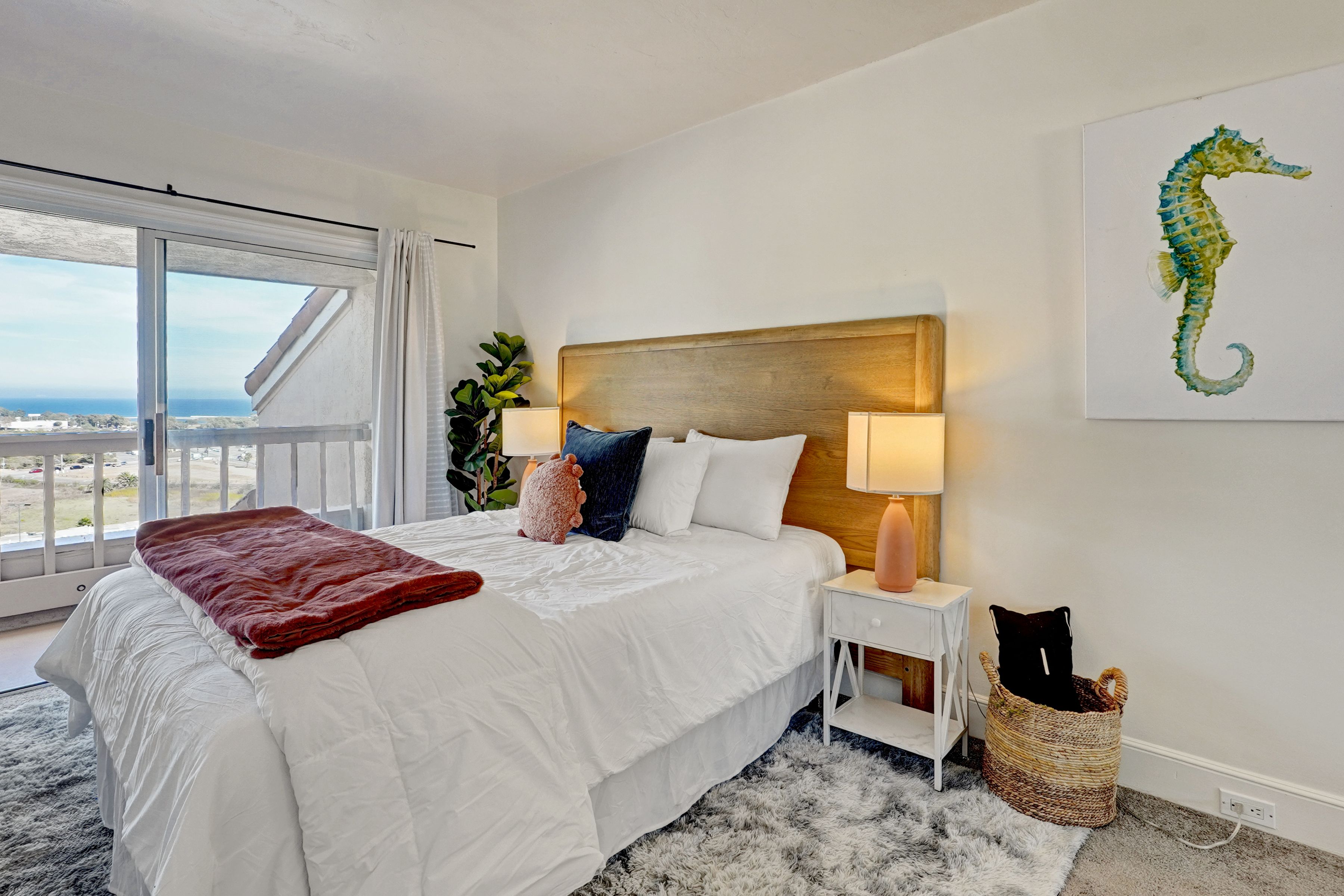  23904 De Ville Way, D - 物件實景