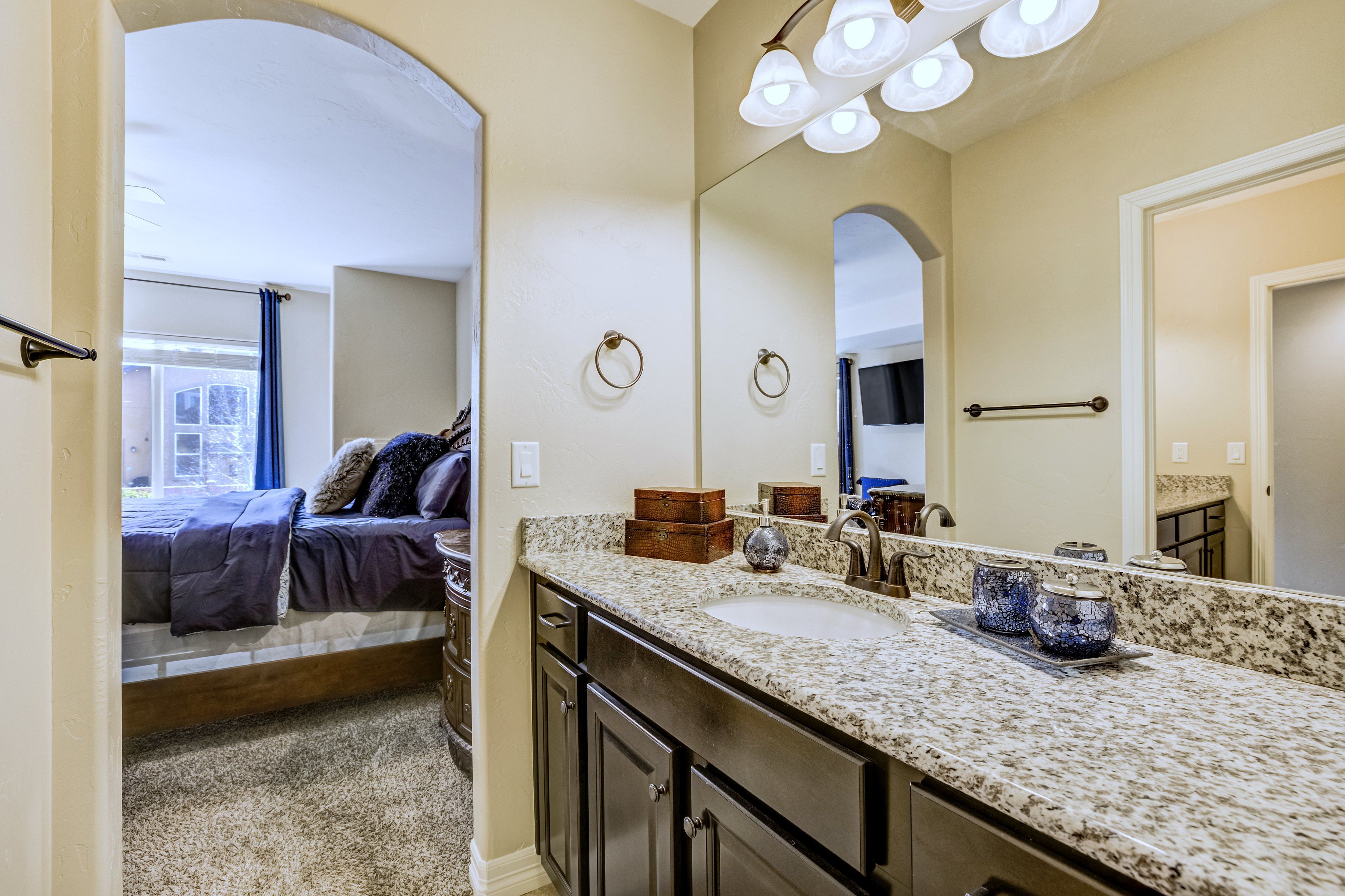  Elevated Living with Unmatched Pikes Peak Views in Flying Horse - 物件實景