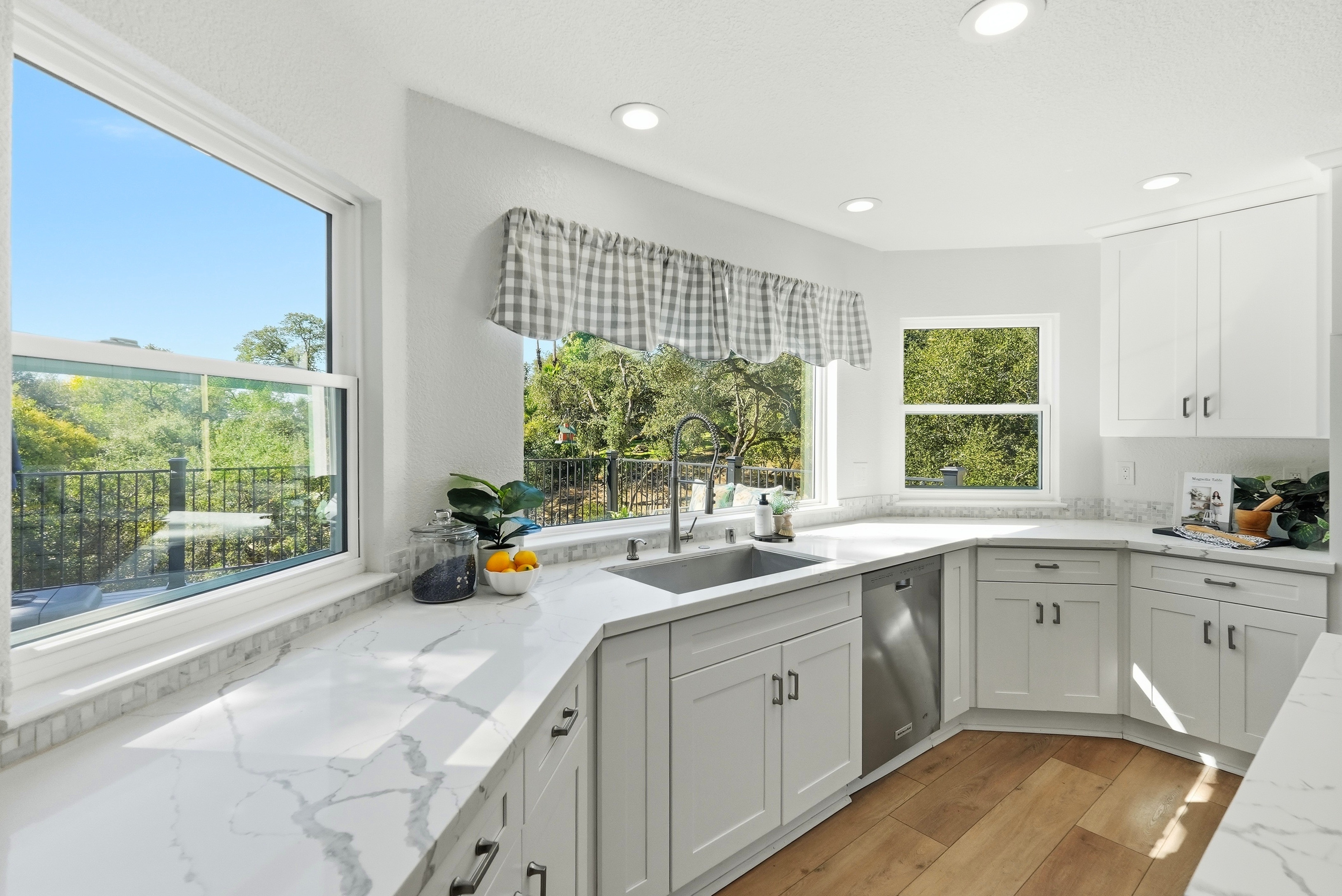  9290 South Ravine Lane, Fair Oaks, CA 95628 - 物件實景