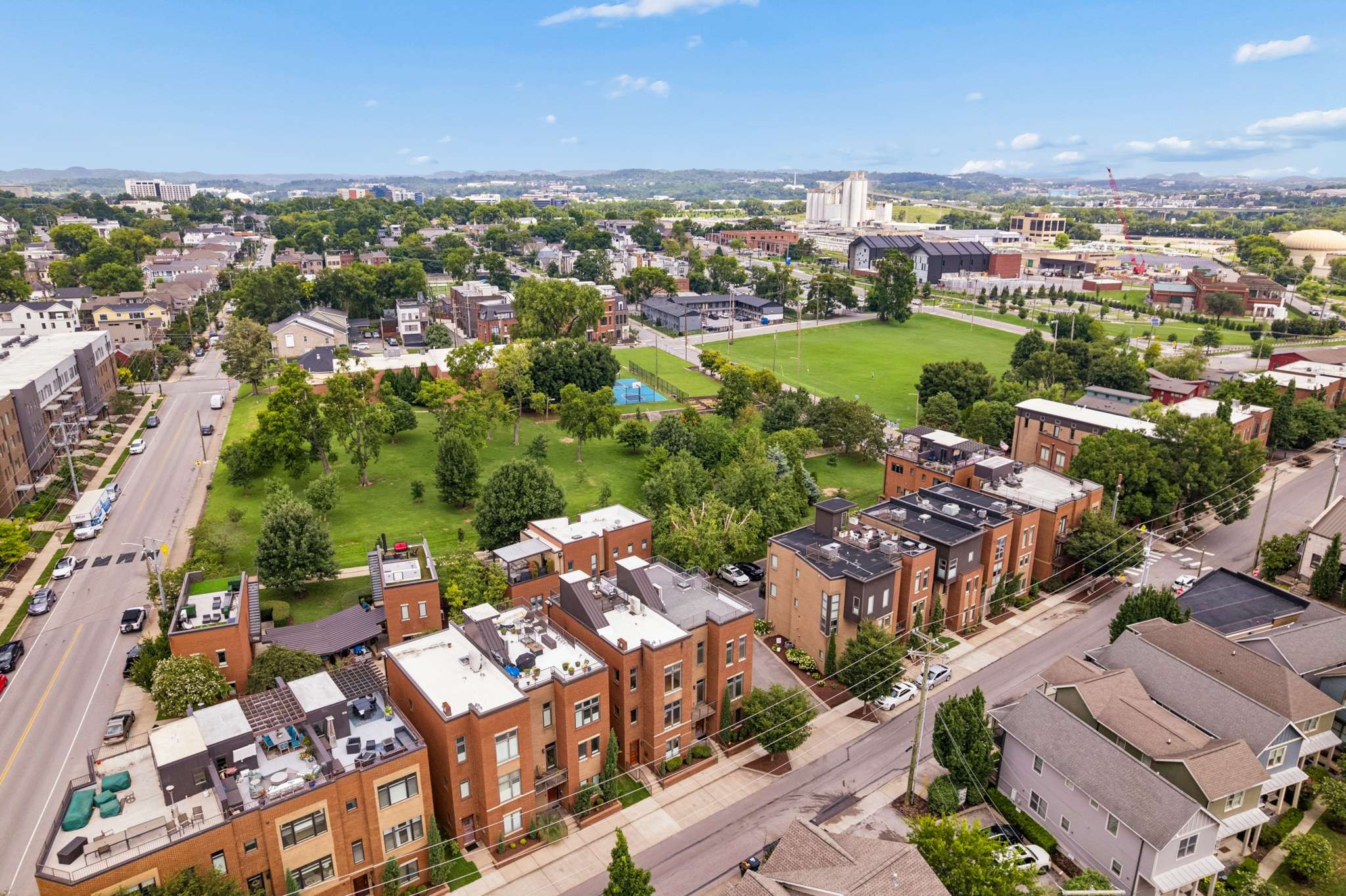  418 Van Buren St, Nashville, TN, 37208 - 物件實景